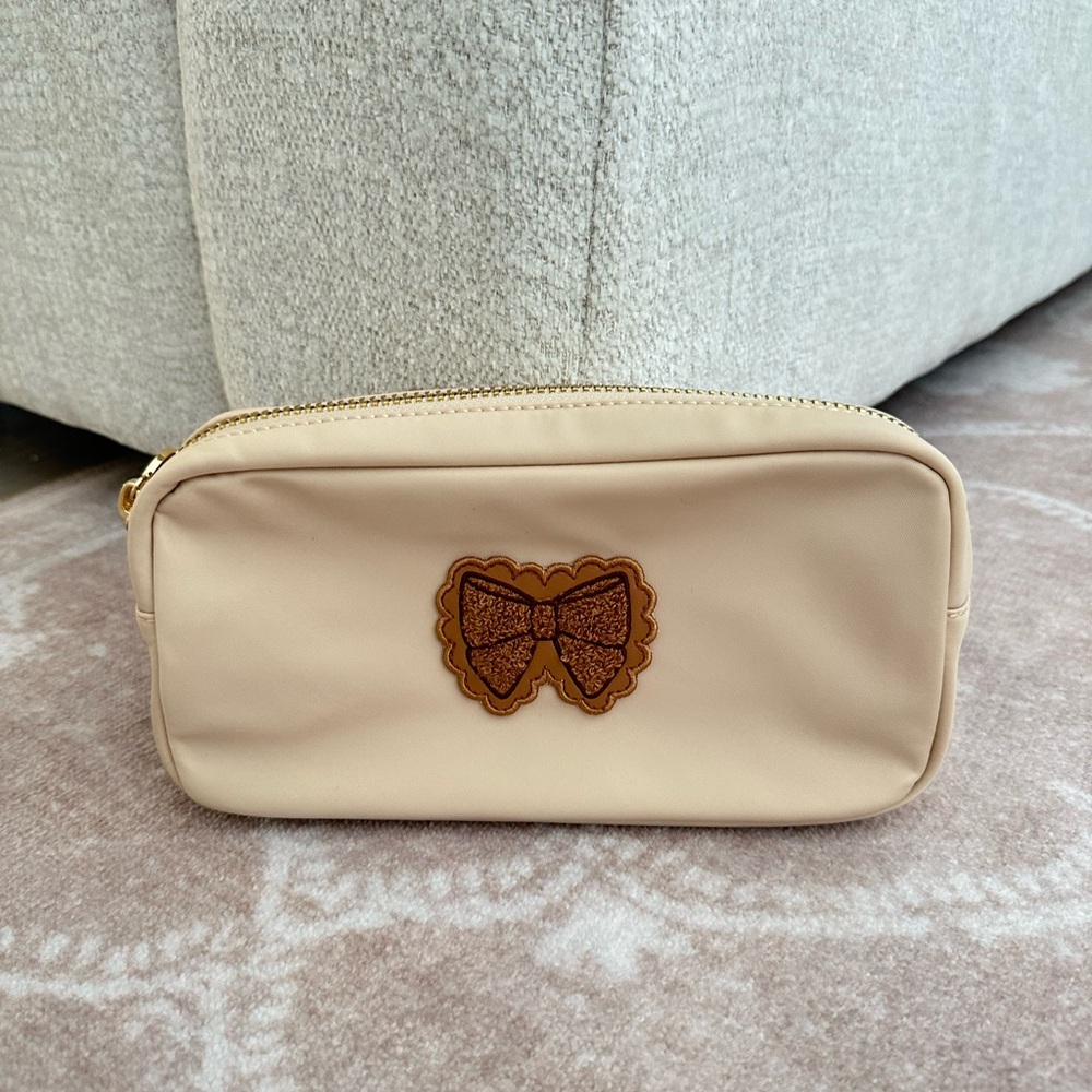 Stoney Clover Small Pouch with Bow Patch NEW without tags